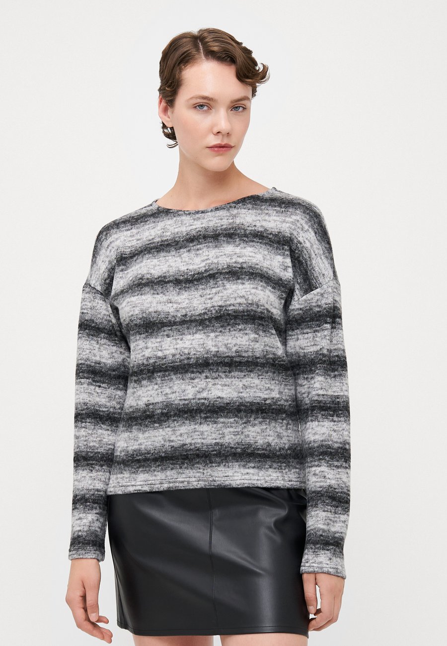 Джемпер ONLY Tall ONLBEATE LIFE DROPSHOULDER , Light Grey Melange/Black Melange/Light Grey
Джемпер ONLY Tall ONLBEATE LIFE DROPSHOULDER , Light Grey Melange/Black Melange/Light Grey