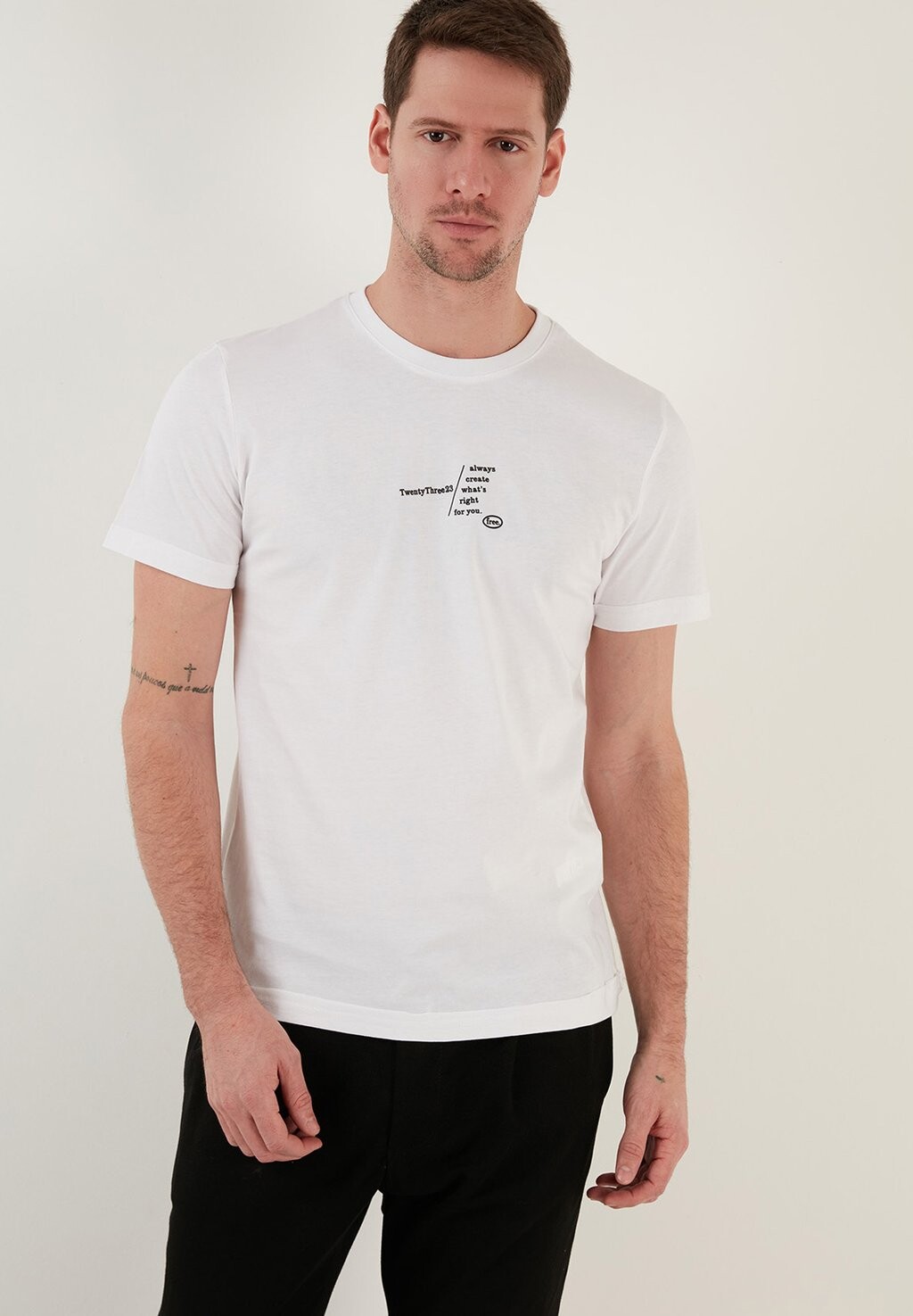 Футболка с принтом REGULAR FIT Buratti, белый
Футболка с принтом REGULAR FIT Buratti, белый