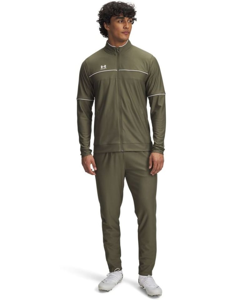 Under Armour Спортивный костюм Challenger зеленого цвета
Under Armour Спортивный костюм Challenger зеленого цвета