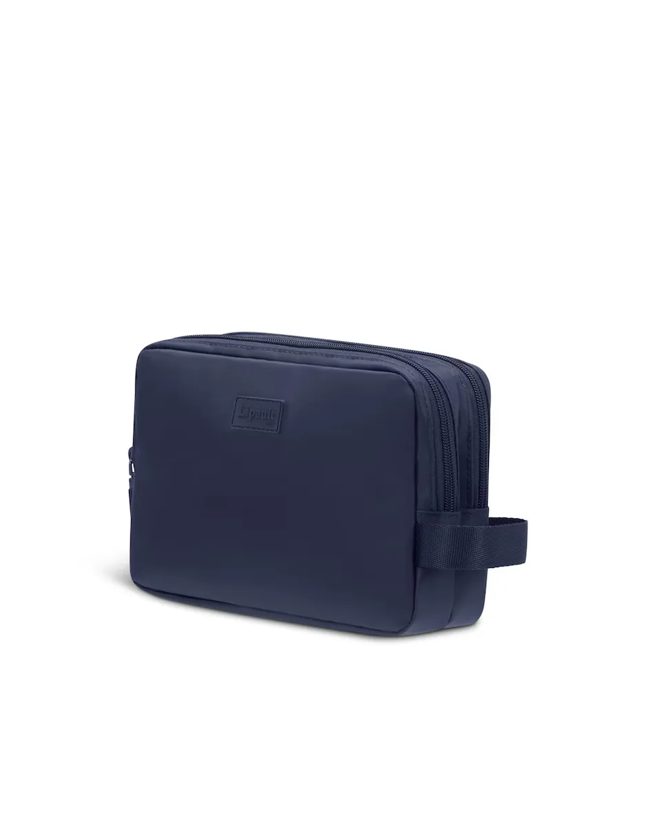 Женская водостойкая косметичка Plume Accessoires темно-синего цвета Lipault, темно-синий
Женская водостойкая косметичка Plume Accessoires темно-синего цвета Lipault, темно-синий