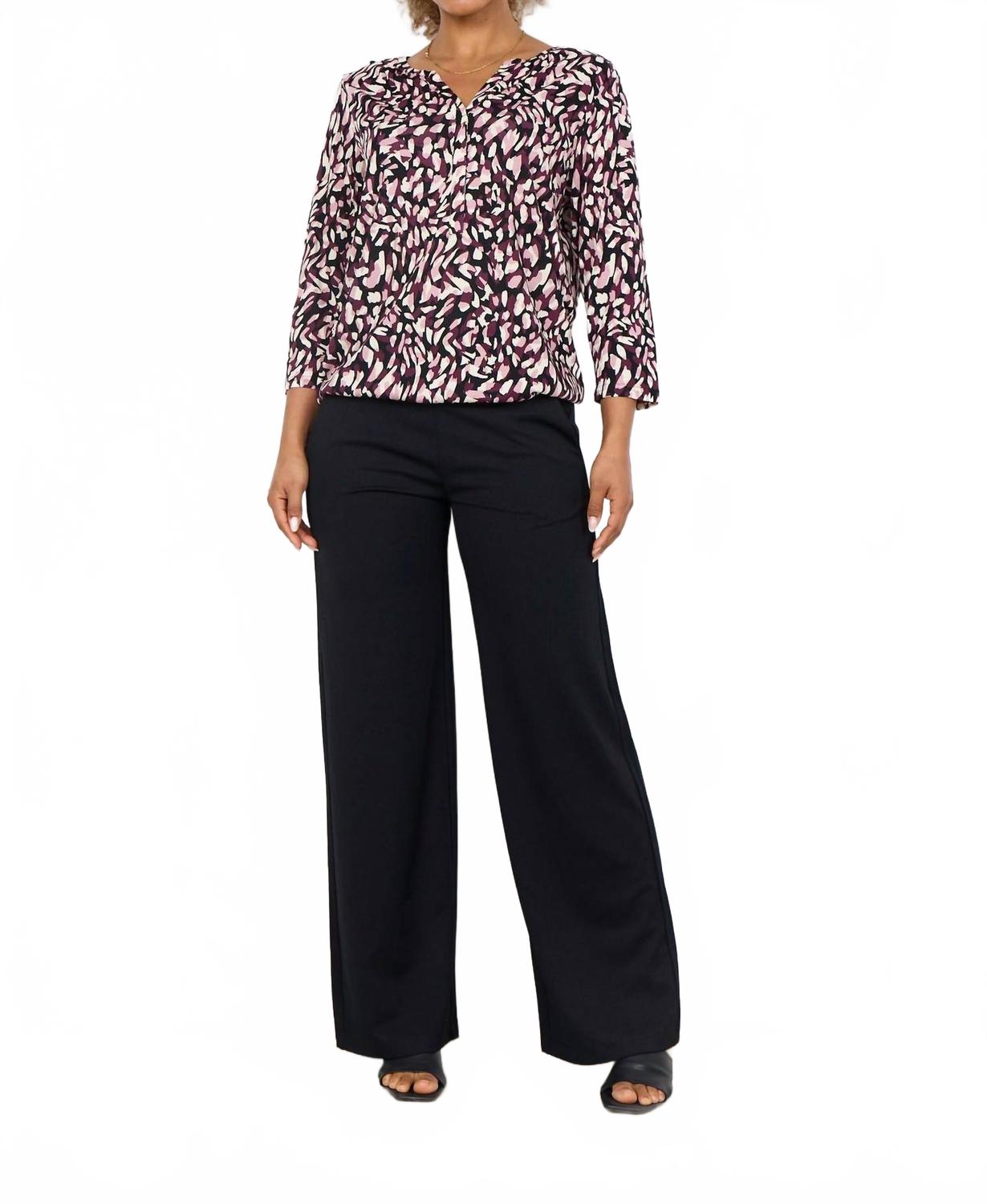 Женская блузка в черно-белом цвете Soya Concept 
Женская блузка в черно-белом цвете Soya Concept