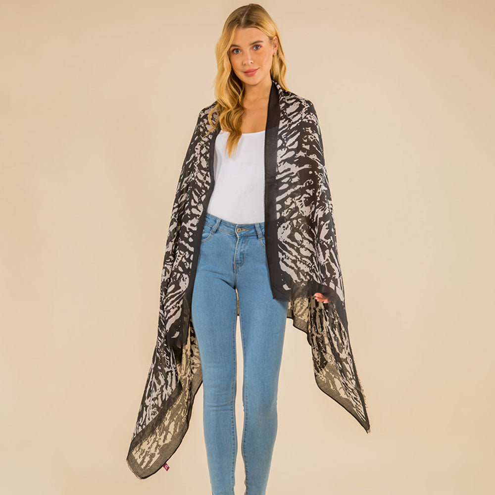 Легкий кимоно-пончо с леопардовым принтом TRUEDAMES
Легкий кимоно-пончо с леопардовым принтом TRUEDAMES