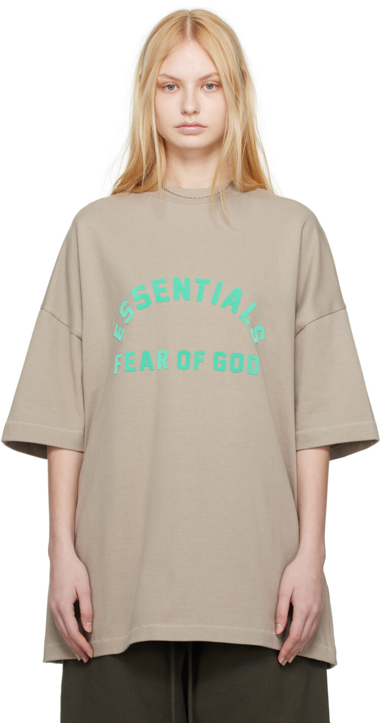 Серая футболка с круглым вырезом Fear Of God Essentials, цвет Seal
Серая футболка с круглым вырезом Fear Of God Essentials, цвет Seal