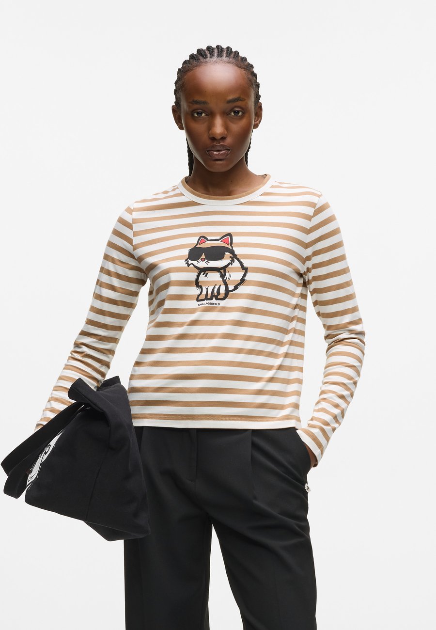 Топ KARL LAGERFELD IKON, Cannoli Cream/Nougat/Camel
Топ KARL LAGERFELD IKON, Cannoli Cream/Nougat/Camel