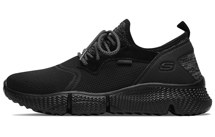 Кроссовки мужские среднего размера черные Skechers
Кроссовки мужские среднего размера черные Skechers