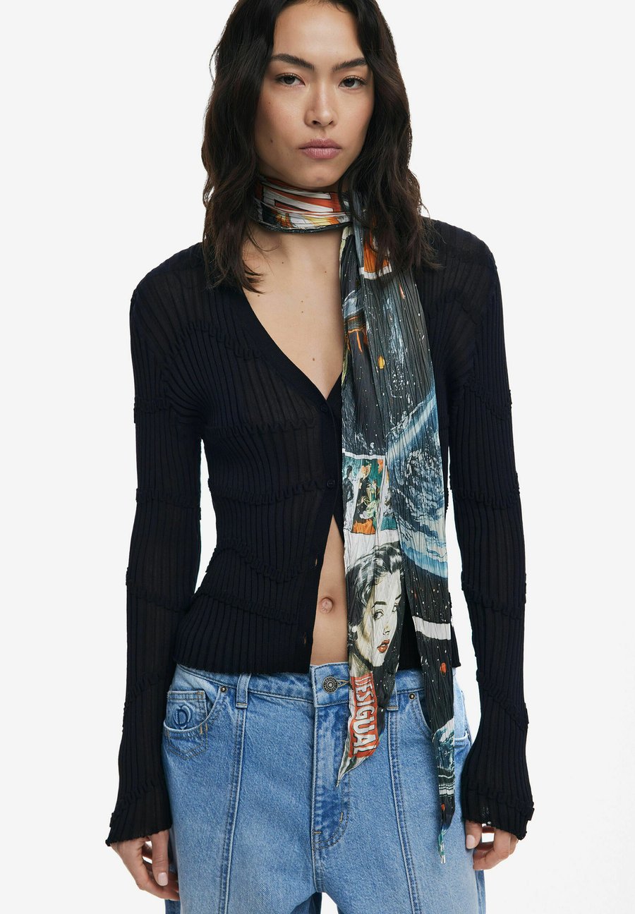 Шарф Desigual Scarf, Black
Шарф Desigual Scarf, Black
