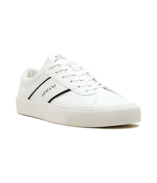 Кроссовки Armani Exchange, белый / черный
Кроссовки Armani Exchange, белый / черный