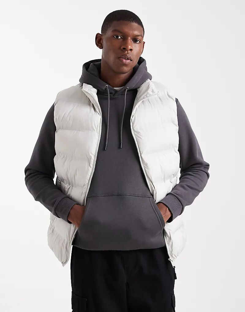 Стеганый жилет ONLY & SONS светло-серого цвета
Стеганый жилет ONLY & SONS светло-серого цвета