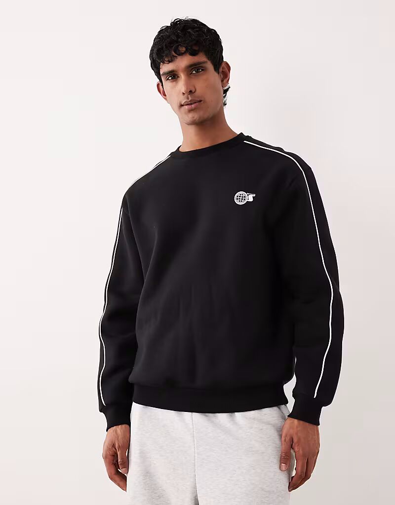 Толстовка свободного кроя с принтом на груди черного цвета Asos Design
Толстовка свободного кроя с принтом на груди черного цвета Asos Design