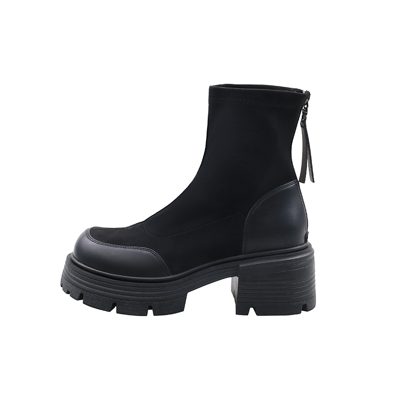 Ботинки Unisex SAFIYA, 10 черный
Ботинки Unisex SAFIYA, 10 черный