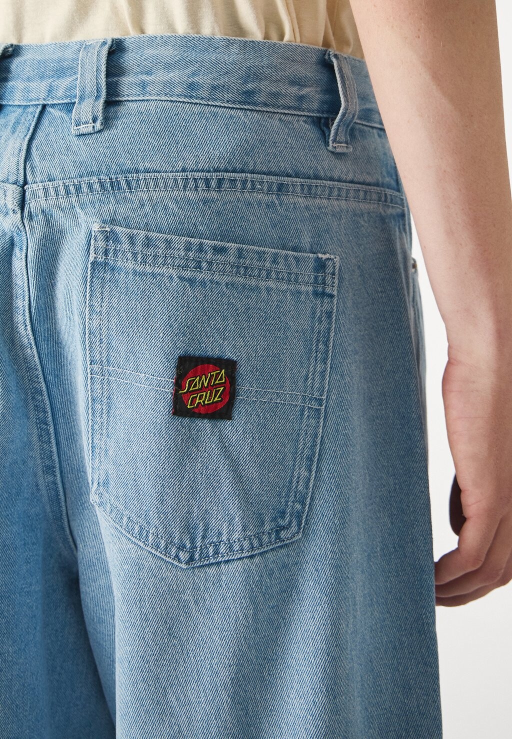 Джинсы свободного кроя BIG PANTS UNISEX Santa Cruz, светло-голубой деним
Джинсы свободного кроя BIG PANTS UNISEX Santa Cruz, светло-голубой деним