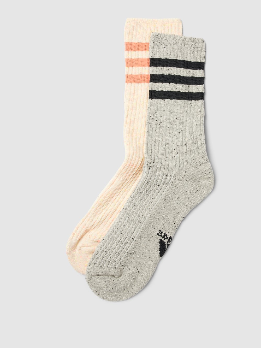 Носки в упаковке 2 пары, модель 'LOUNGE CREW' adidas Originals
Носки в упаковке 2 пары, модель 'LOUNGE CREW' adidas Originals