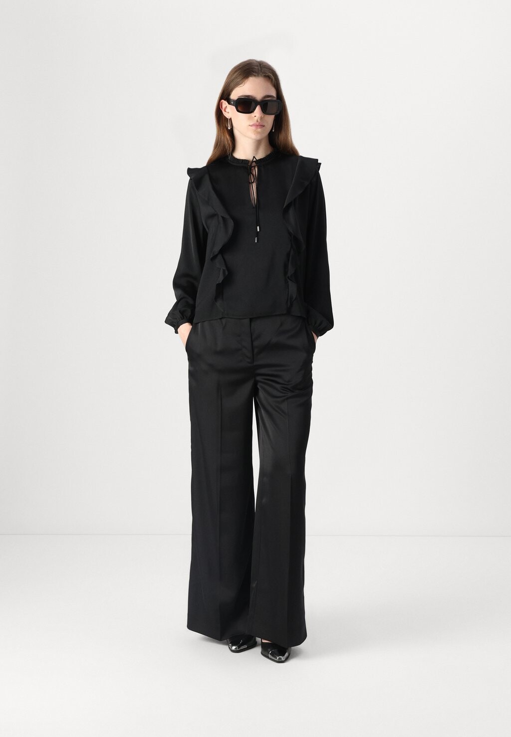 Блуза BIRENNA BOSS, черный
Блуза BIRENNA BOSS, черный