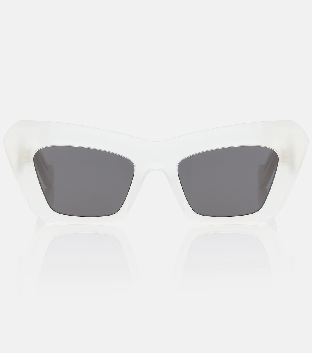 Солнцезащитные очки Anagram в оправе «кошачий глаз» Loewe, белый
Солнцезащитные очки Anagram в оправе «кошачий глаз» Loewe, белый