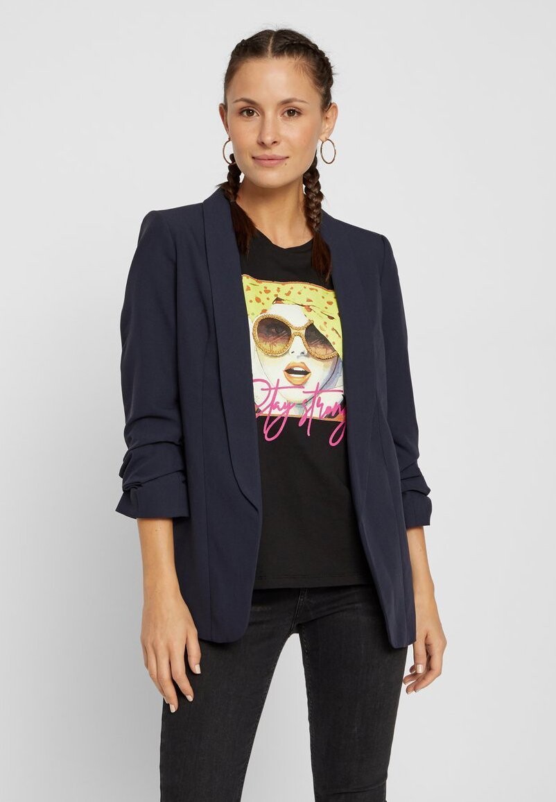 Блейзер Pieces
Блейзер Pieces