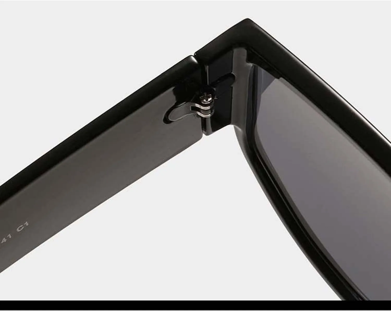 Солнцезащитные очки AMFG в ретро-оправе с большой оправой, для мужчин и женщин, декоративные, для защиты от солнца, подарок (Цвет: C, Размер: Средний), C
Солнцезащитные очки AMFG в ретро-оправе с большой оправой, для мужчин и женщин, декоративные, для защиты от солнца, подарок (Цвет: C, Размер: Средний), C