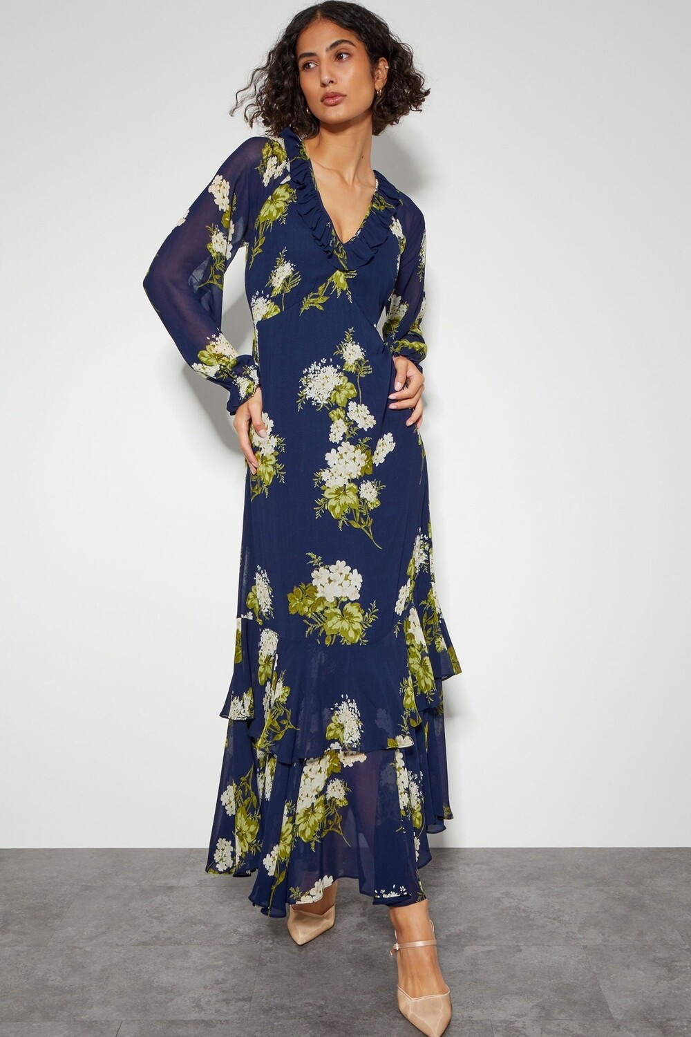 Платье Rowena с цветочным принтом и оборками Monsoon, синий
Платье Rowena с цветочным принтом и оборками Monsoon, синий