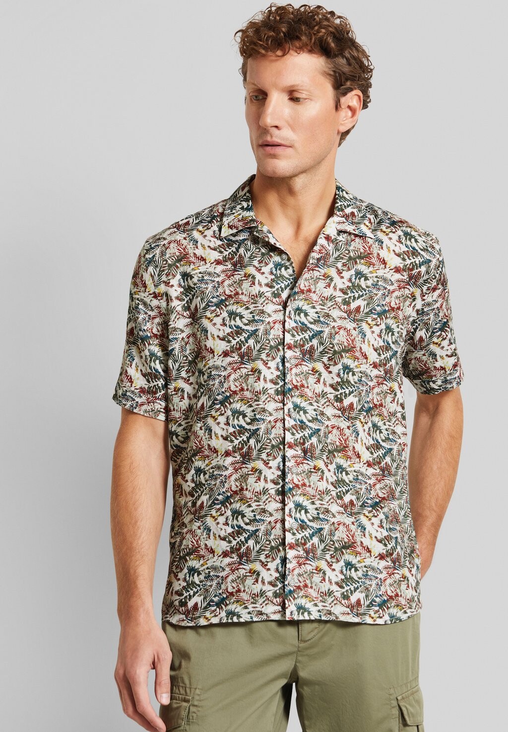 Рубашка KURZARM bugatti, зеленый
Рубашка KURZARM bugatti, зеленый