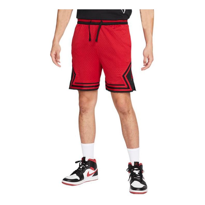 Шорты Men's Air Jordan Sport Dri-Fit Stripe Detail Drawstring Lacing Straight Shorts Red DH9076-687, красный
Шорты Men's Air Jordan Sport Dri-Fit Stripe Detail Drawstring Lacing Straight Shorts Red DH9076-687, красный