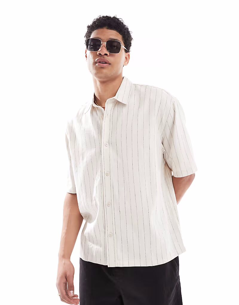 Рубашка Bershka из льна в полоску бежевого цвета
Рубашка Bershka из льна в полоску бежевого цвета