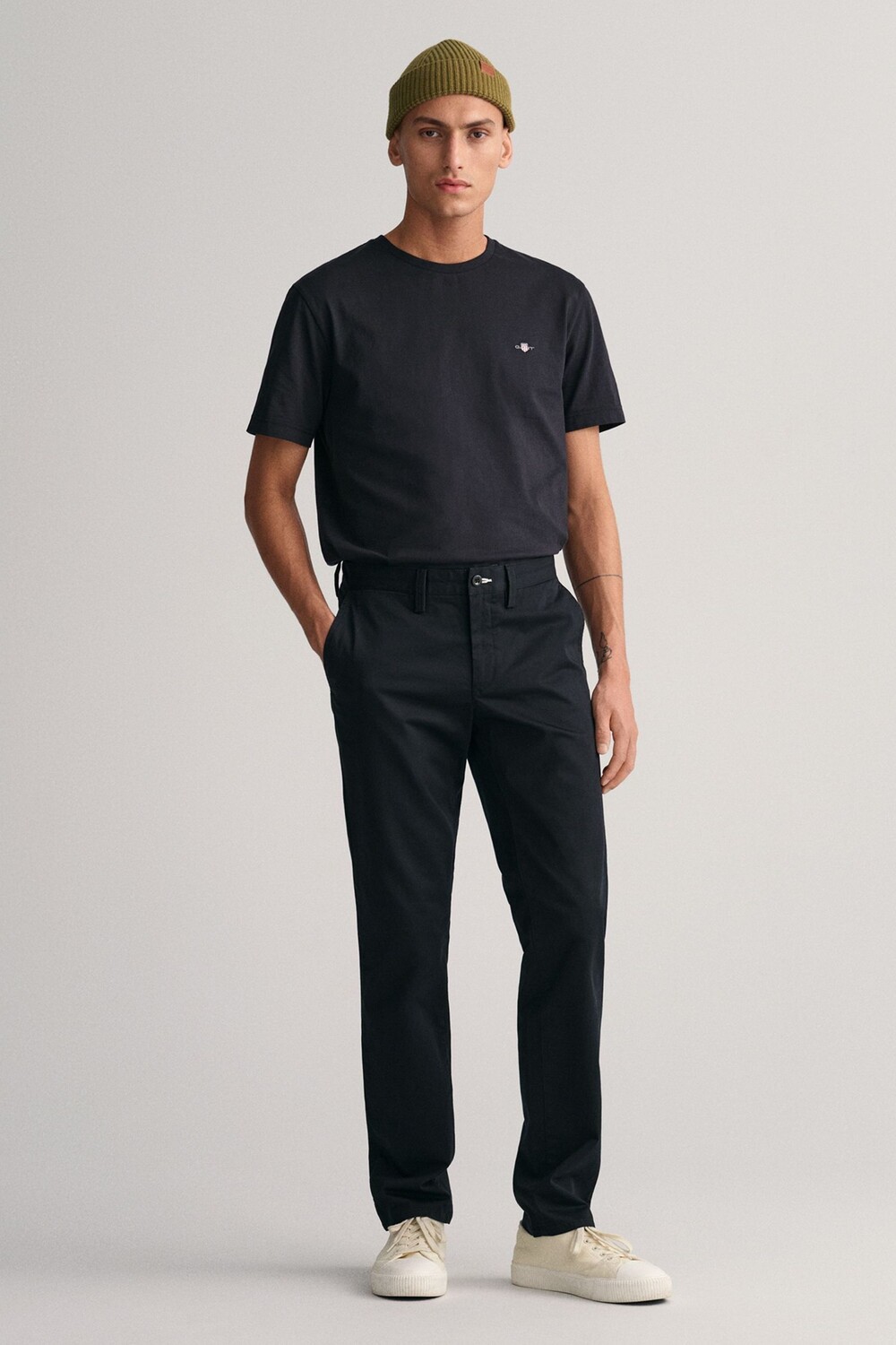 Брюки-чиносы Gant приталенного кроя из хлопкового твила GANT, черный
Брюки-чиносы Gant приталенного кроя из хлопкового твила GANT, черный