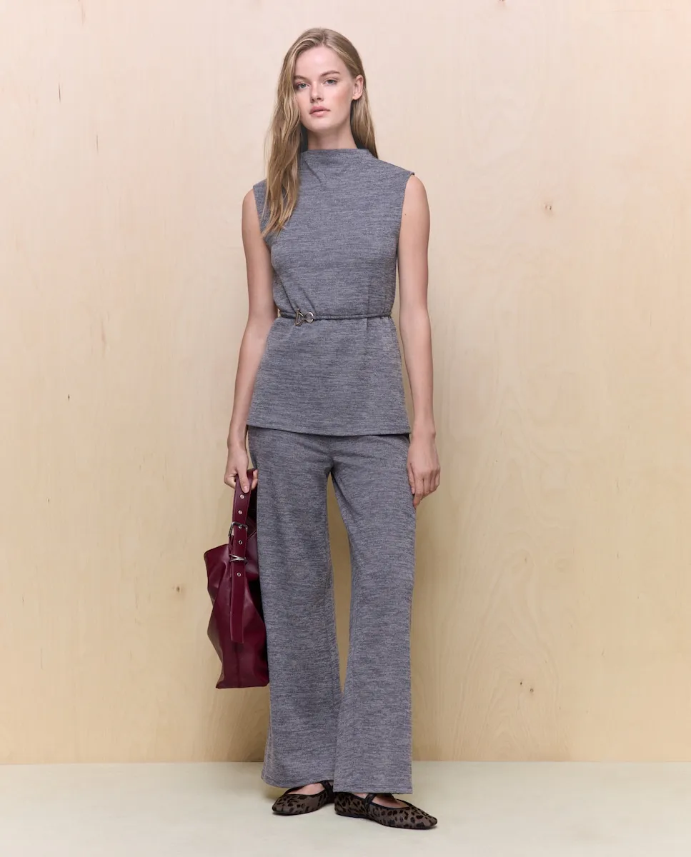 Женские широкие брюки из микропике Easy Wear, светло-серый
Женские широкие брюки из микропике Easy Wear, светло-серый