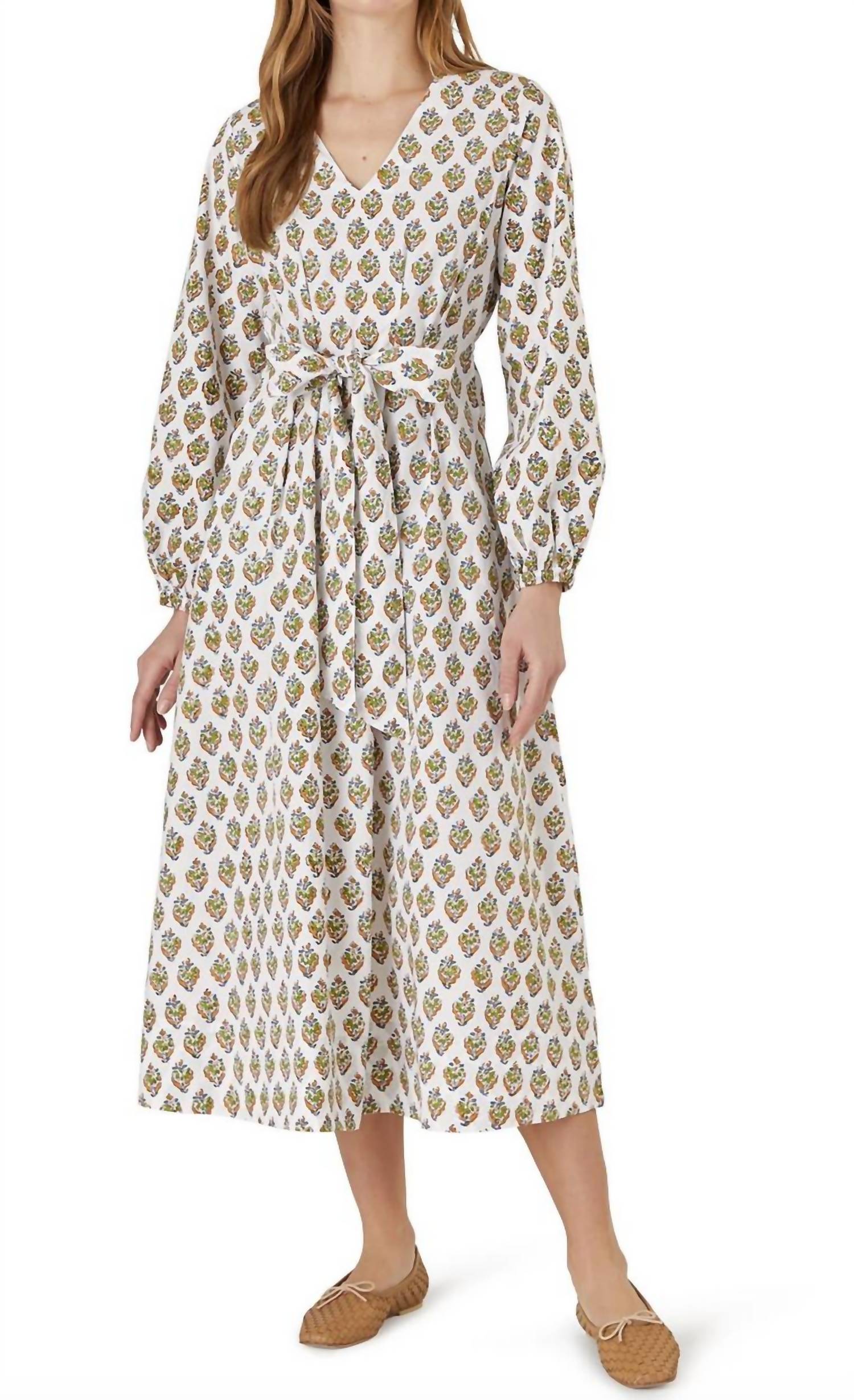 Платье Adler в веточках бута Livro, цвет buta sprigs
Платье Adler в веточках бута Livro, цвет buta sprigs