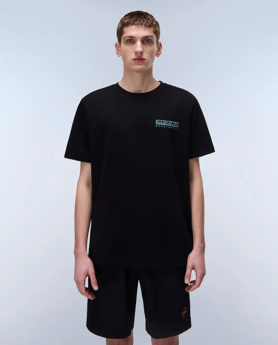 Мужская футболка с коротким рукавом Vignoni Back SS Napapijri, черный
Мужская футболка с коротким рукавом Vignoni Back SS Napapijri, черный