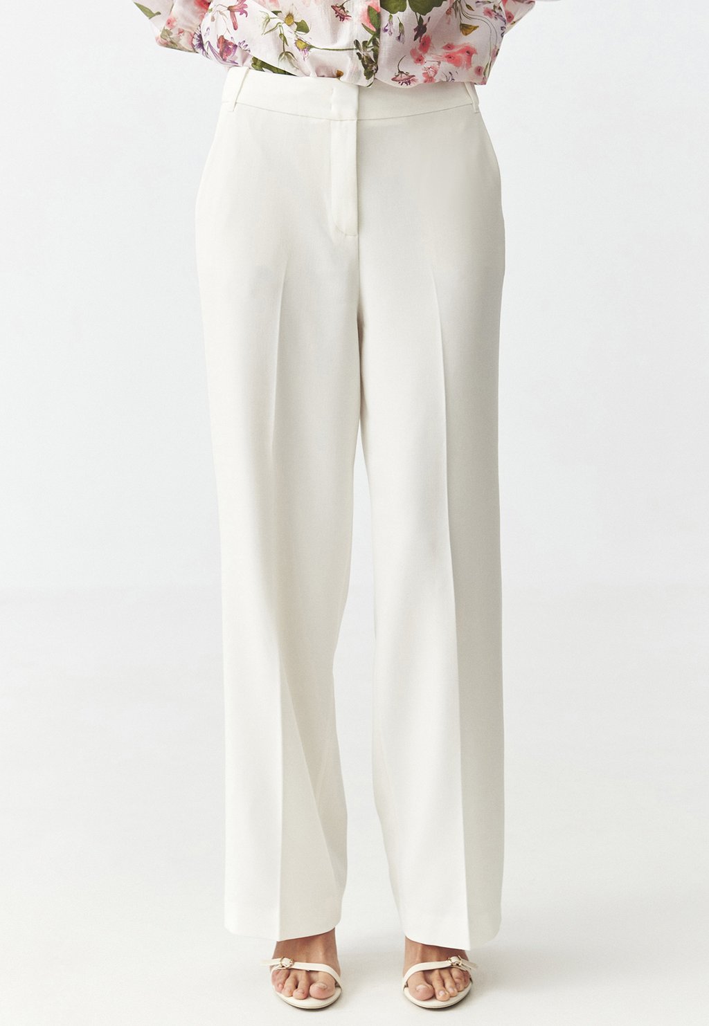 Брюки LAURANIA TATUUM, кремовый
Брюки LAURANIA TATUUM, кремовый