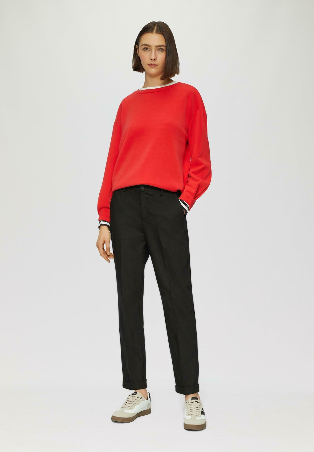 Брюки CIGARETTE MIT BÜGELFALTE s.Oliver, черный
Брюки CIGARETTE MIT BÜGELFALTE s.Oliver, черный