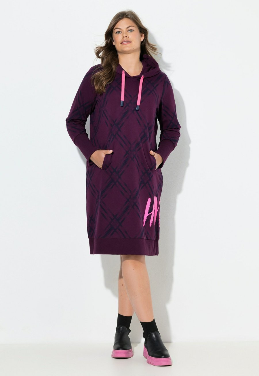Платье LAURASØN Day dress, Grape Red/Purple
Платье LAURASØN Day dress, Grape Red/Purple