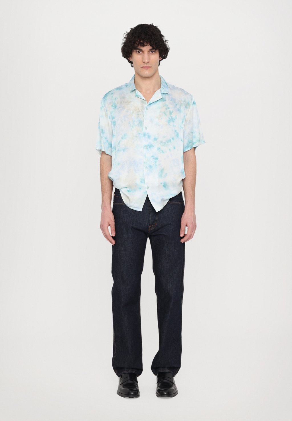 Рубашка на пуговицах SAMOA SHIRT UNISEX - Shirt Origin Of Hearts, светло-голубой
Рубашка на пуговицах SAMOA SHIRT UNISEX - Shirt Origin Of Hearts, светло-голубой