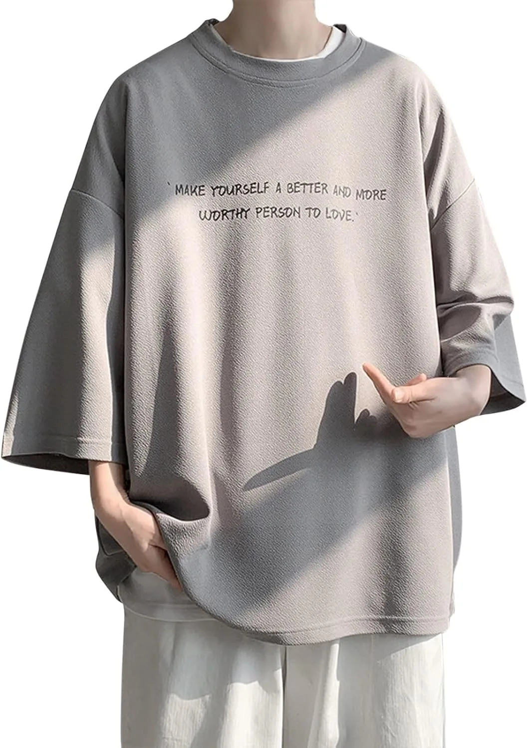 Стильная мужская футболка Relaxed Fit с круглым вырезом
Стильная мужская футболка Relaxed Fit с круглым вырезом