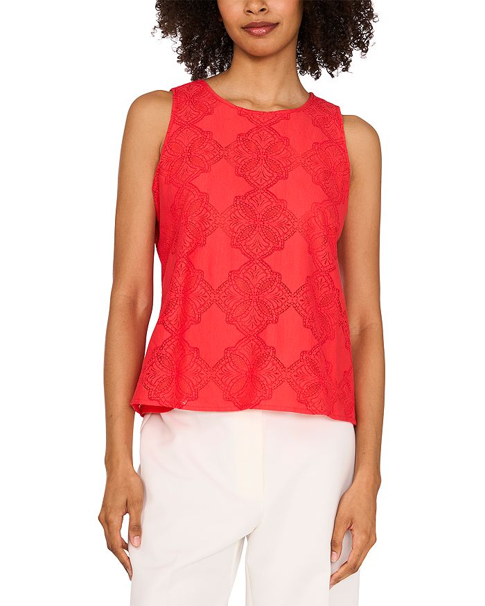 Топ с вышивкой в технике ажурных глазков VINCE CAMUTO, красный
Топ с вышивкой в технике ажурных глазков VINCE CAMUTO, красный