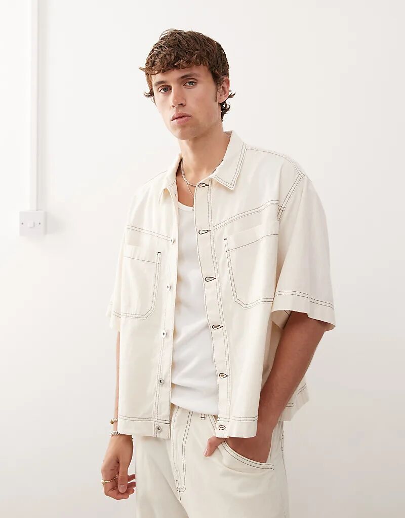 Рубашка свободного кроя COLLUSION цвета экрю с эффектом льна
Рубашка свободного кроя COLLUSION цвета экрю с эффектом льна