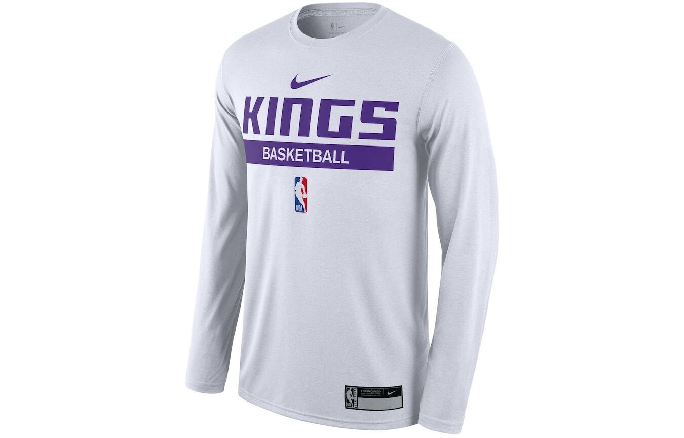 Футболка мужская белая Nike, белый 
Футболка мужская белая Nike, белый