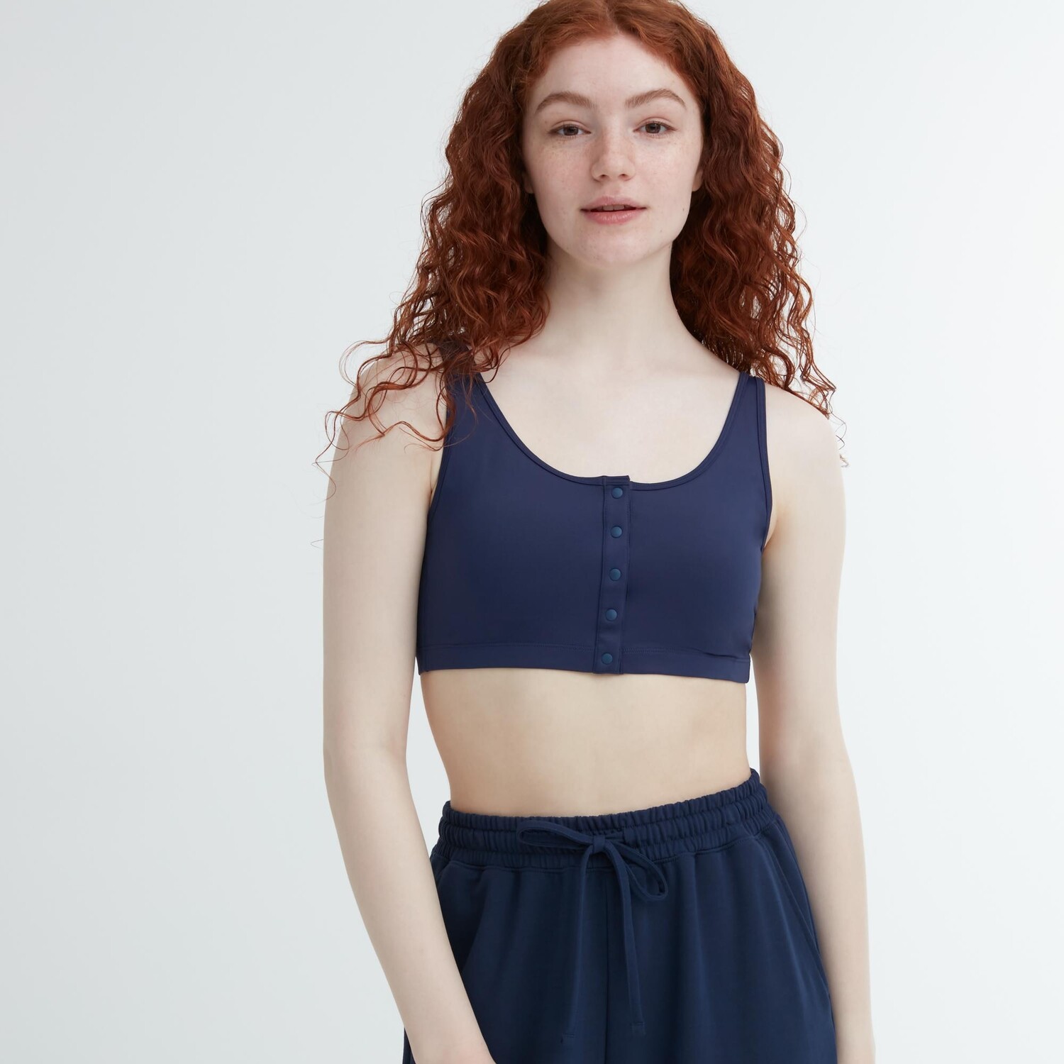 Бюстгальтер с застежкой спереди AIRism Uniqlo, темно-синий
Бюстгальтер с застежкой спереди AIRism Uniqlo, темно-синий