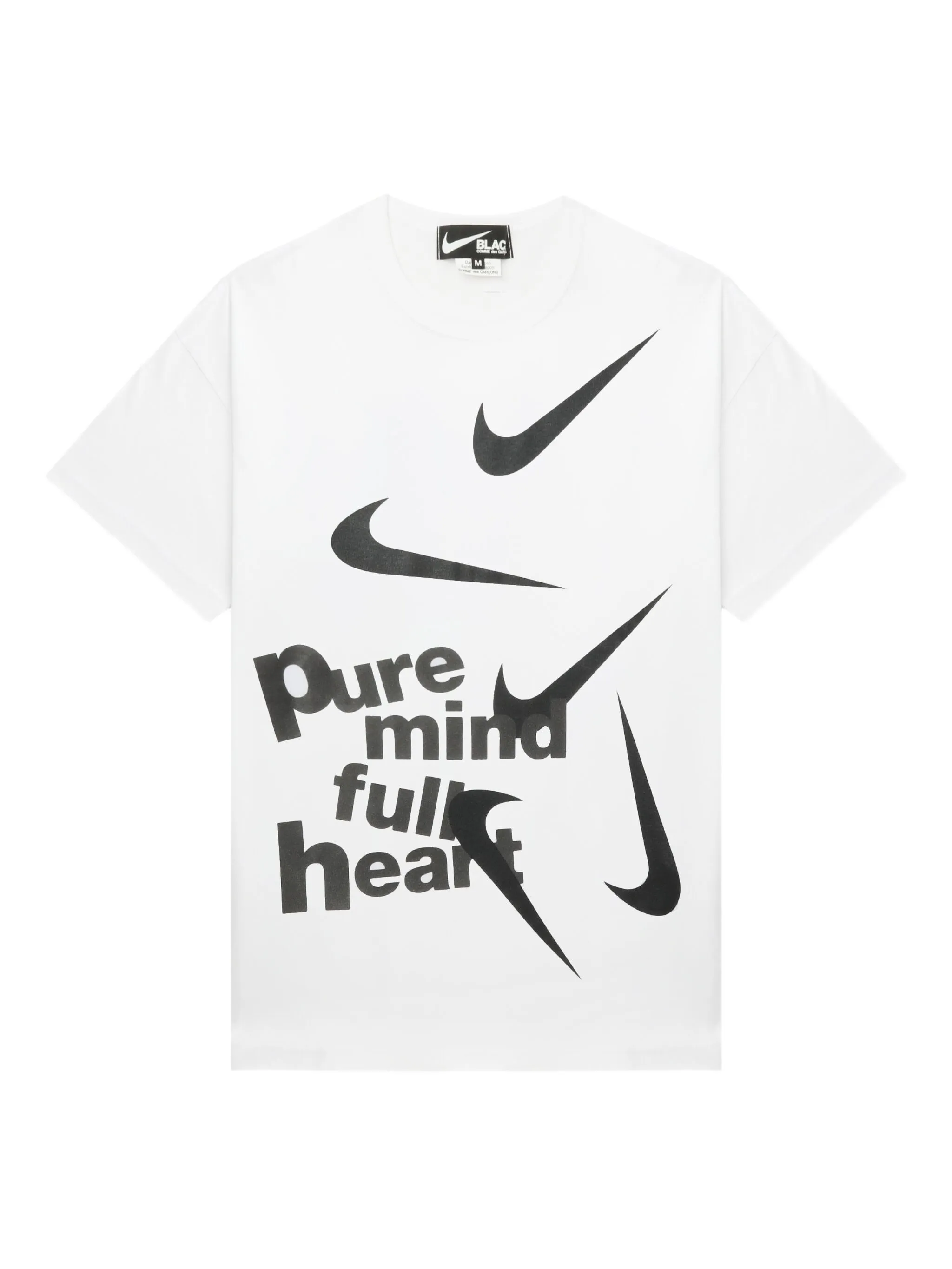 Футболка с графичным принтом из коллаборации с Nike Black Comme Des Garçons, белый
Футболка с графичным принтом из коллаборации с Nike Black Comme Des Garçons, белый