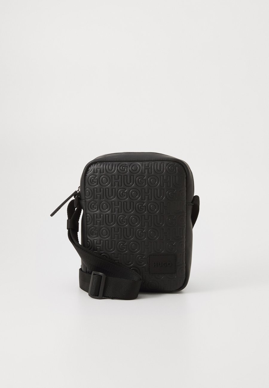 Сумка кросс-боди HUGO ETHON 2.0 ZIP, Black
Сумка кросс-боди HUGO ETHON 2.0 ZIP, Black