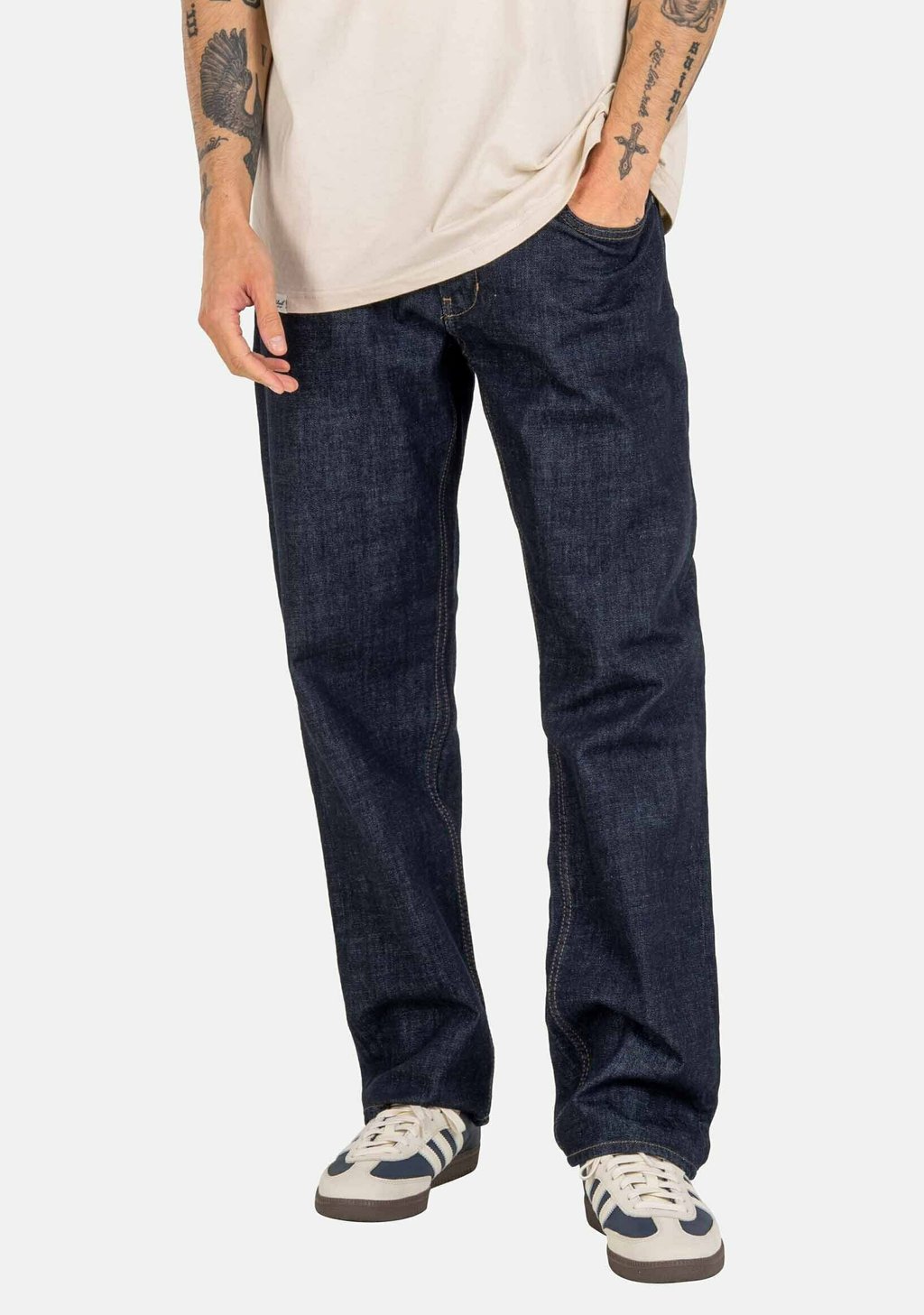 Джинсы свободного кроя LOWFLY Reell, темно-синий
Джинсы свободного кроя LOWFLY Reell, темно-синий