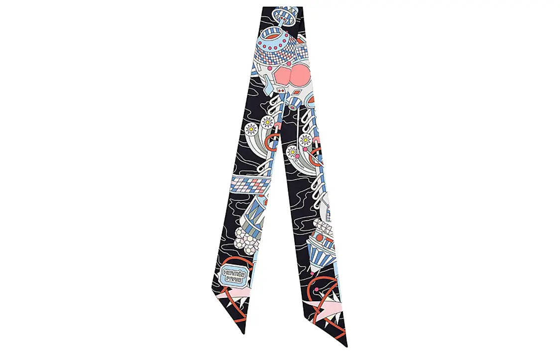 Шёлковый платок женский чёрный HERMES
Шёлковый платок женский чёрный HERMES