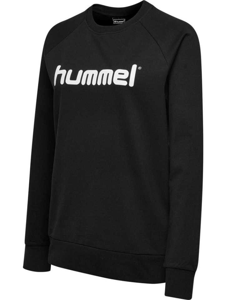 Свитер черного цвета Hummel
Свитер черного цвета Hummel