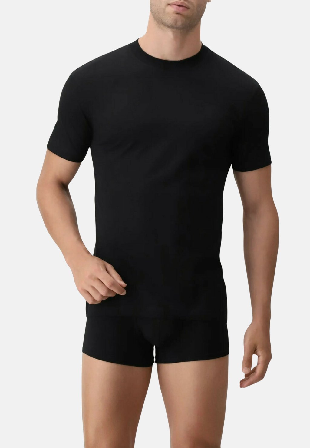 Нижняя рубашка CONFORT Cagi, черный
Нижняя рубашка CONFORT Cagi, черный