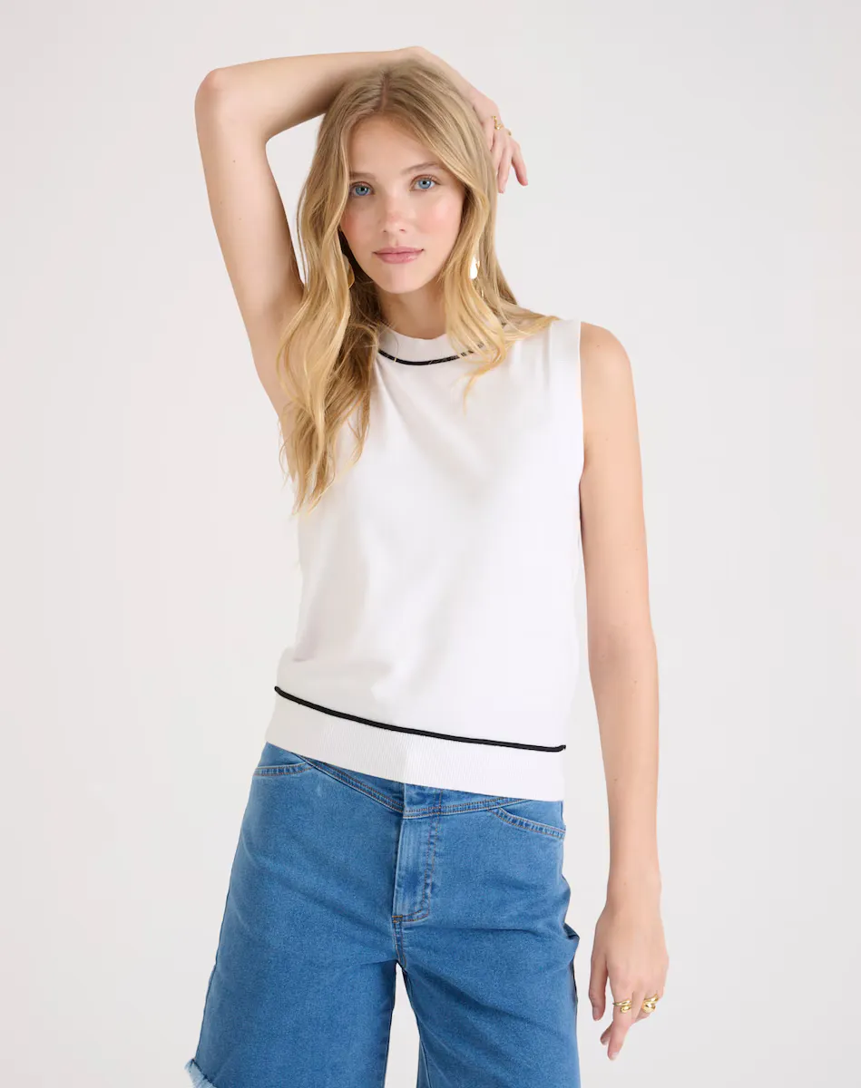 Женский безрукавный джемпер с контрастной окантовкой Naf Naf, белый
Женский безрукавный джемпер с контрастной окантовкой Naf Naf, белый