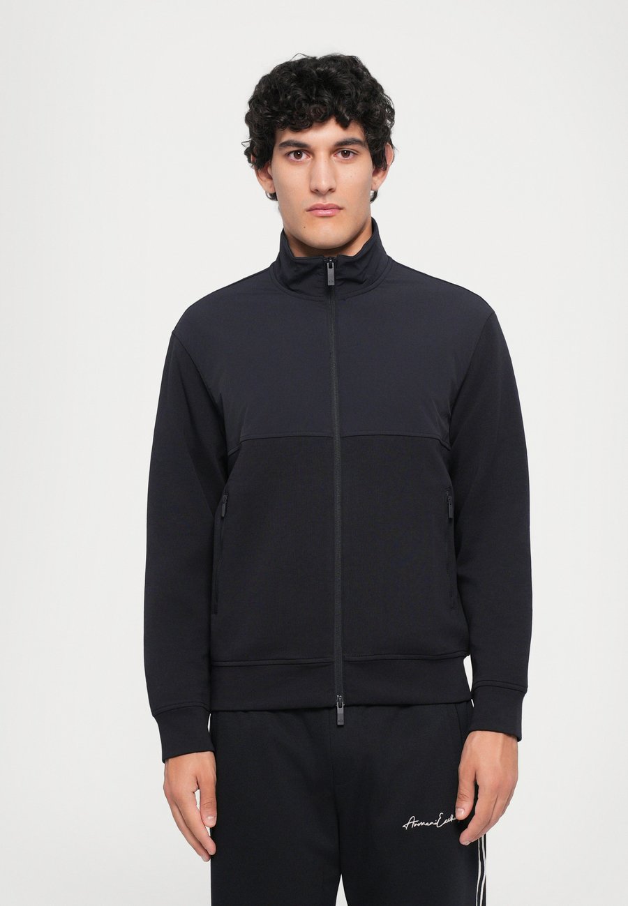 Толстовка Armani Exchange Zip-up sweatshirt, Deep Navy/Dark Blue
Толстовка Armani Exchange Zip-up sweatshirt, Deep Navy/Dark Blue