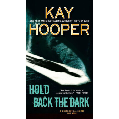 Книга Hold Back The Dark
Книга Hold Back The Dark