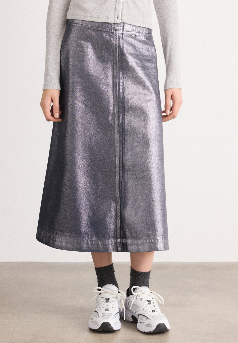 Юбка Mads Nørgaard STELLAR SKIRT, Vintage Blue/Gun Metal/Gunmetal
Юбка Mads Nørgaard STELLAR SKIRT, Vintage Blue/Gun Metal/Gunmetal