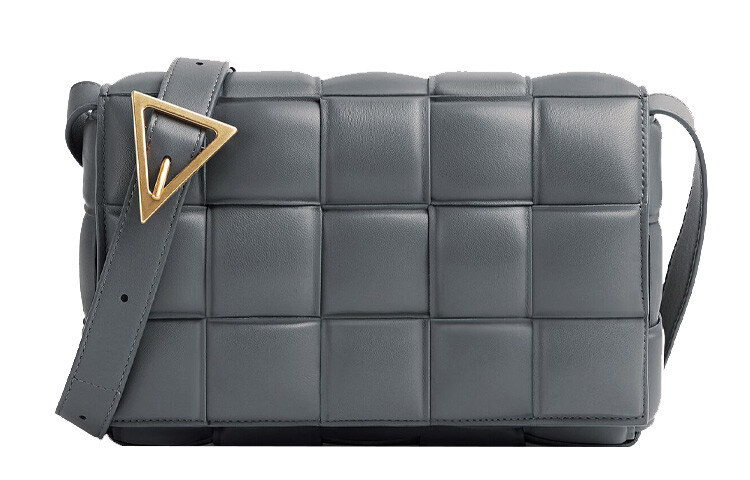 Bottega Veneta Женская сумка через плечо с мягкой подкладкой и кассетой
Bottega Veneta Женская сумка через плечо с мягкой подкладкой и кассетой