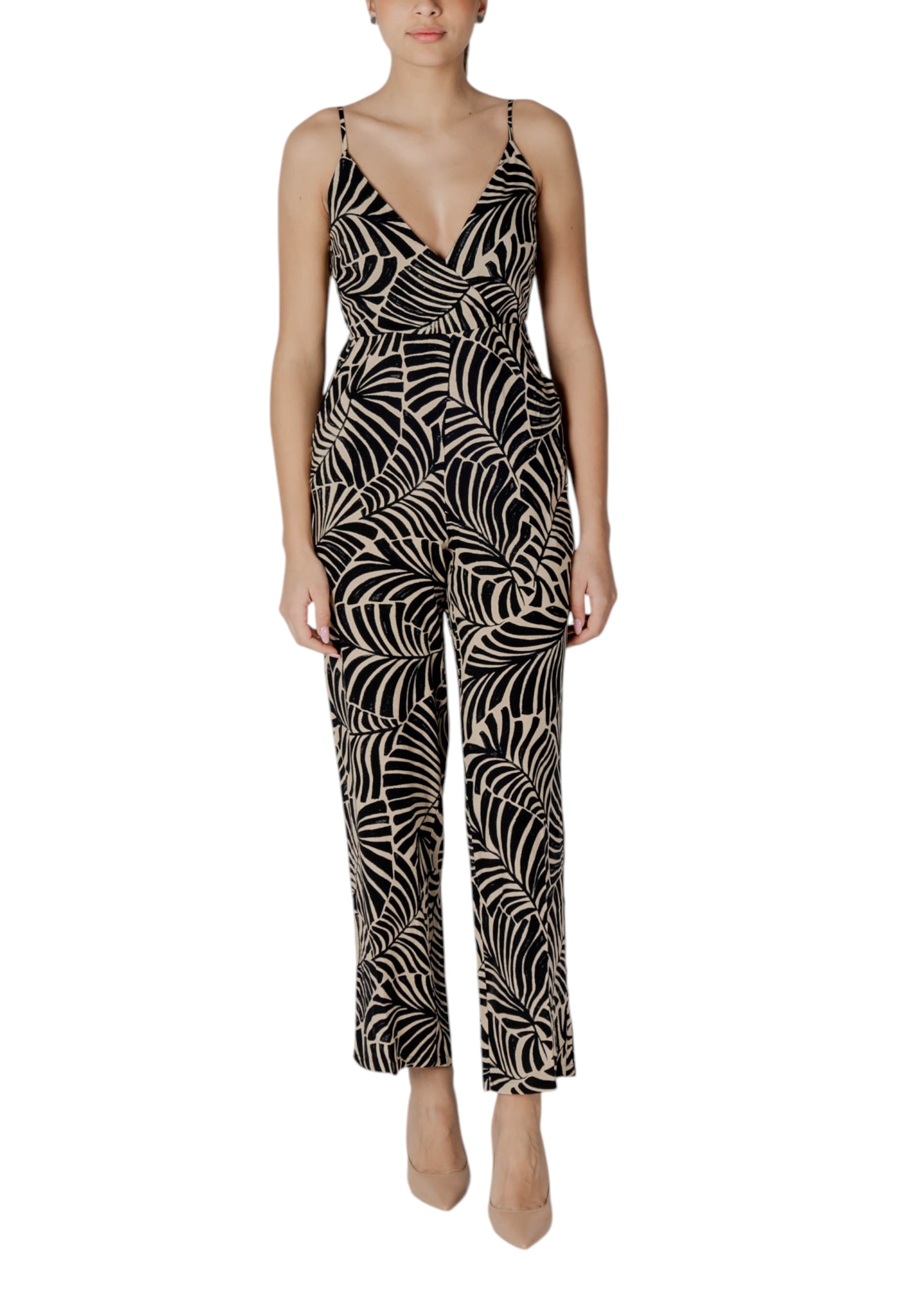 Комбинезоны ONLY
Комбинезоны ONLY