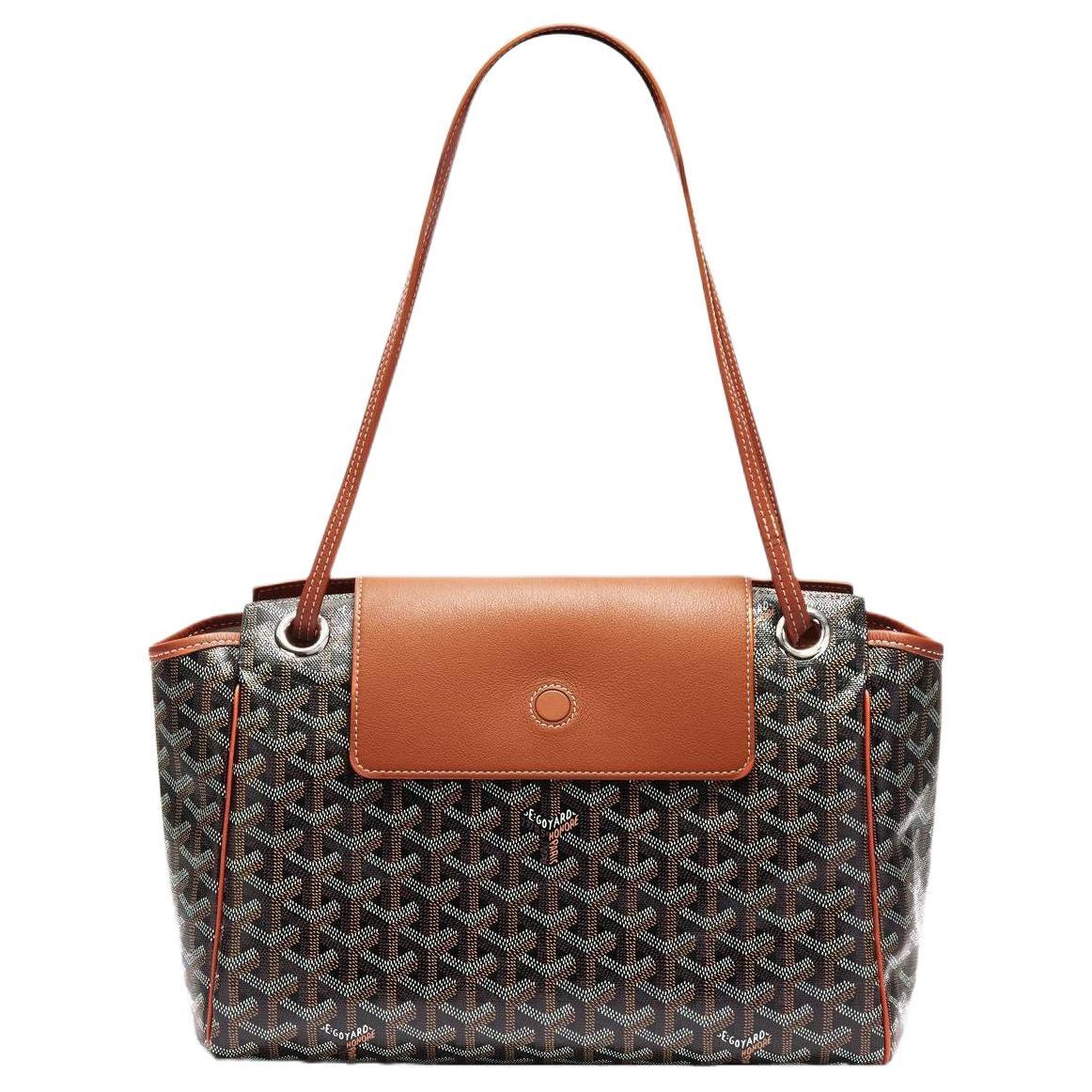 GOYARD Рюкзак из холста с кожаной отделкой на одно плечо Trumpets Women's, Tan
GOYARD Рюкзак из холста с кожаной отделкой на одно плечо Trumpets Women's, Tan